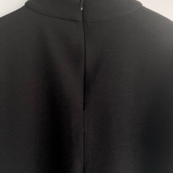 Classic little black dress from Joe Fresh - Size XS - Picture 4 of 7